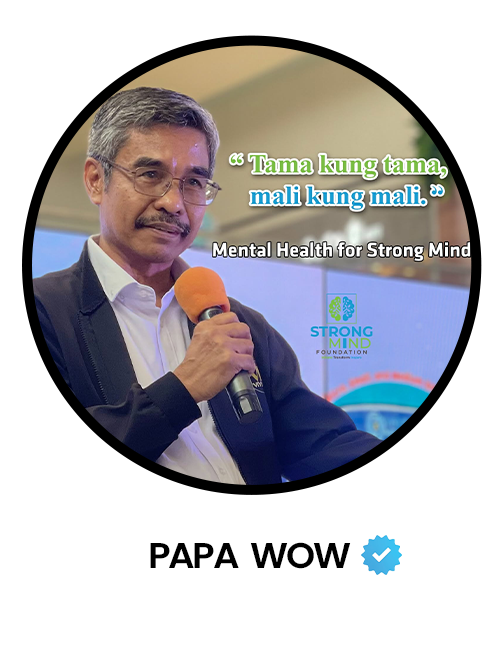 PAPA WOW